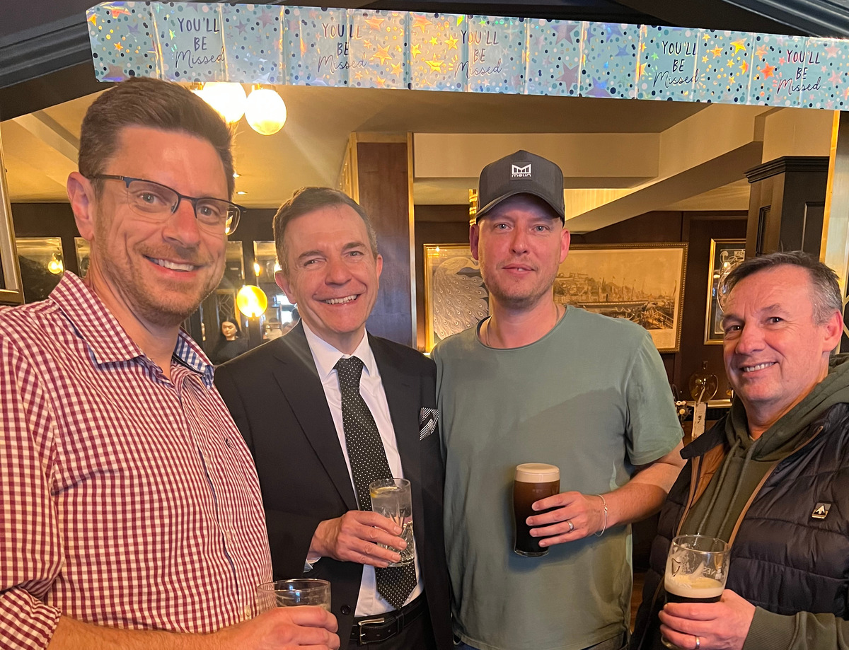 Robert Gaunt retirement